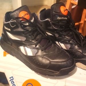 Reebok pump shoes